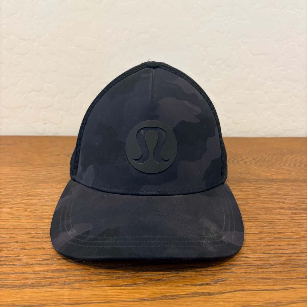 lululemon Trucker Hat *Logo Black Camo L/XL